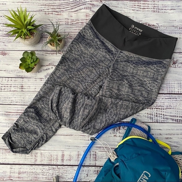 MPG Pants - Run Tights Yoga Workout Capris
